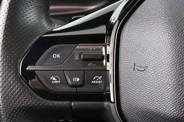 Peugeot 308 (2022) thumbnail 32