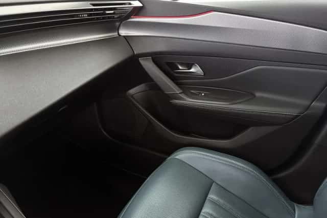 Peugeot 308 (2022) thumbnail 38