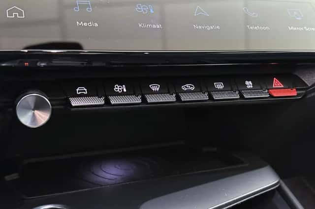 Peugeot 308 (2022) thumbnail 42