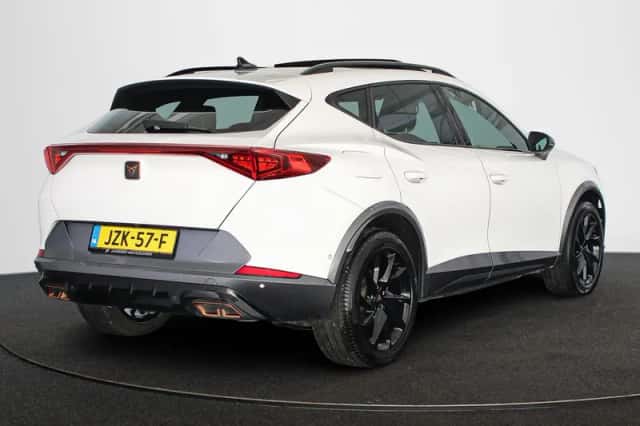 CUPRA Formentor (2023) thumbnail 3