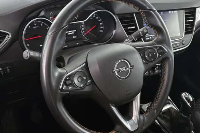 Opel Crossland X (2019) thumbnail 8
