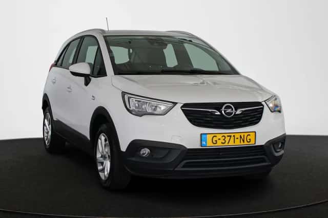 Opel Crossland X (2019) thumbnail 2
