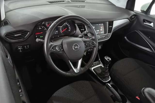 Opel Crossland X (2019) thumbnail 5
