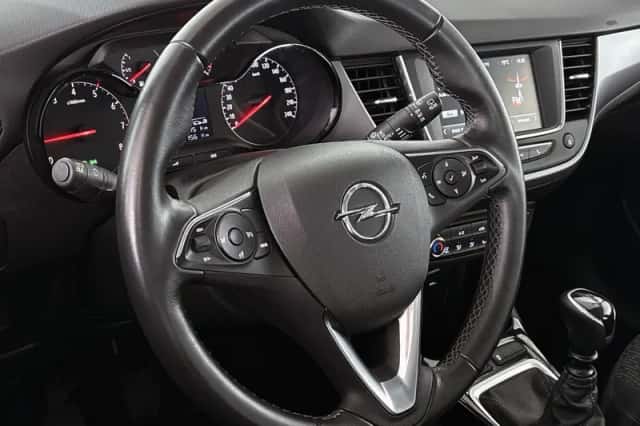 Opel Crossland X (2019) thumbnail 8