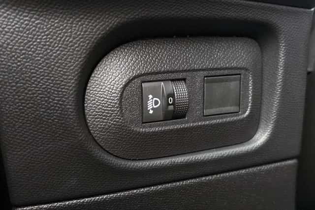 Opel Mokka-e (2025) thumbnail 25