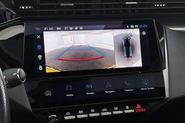Peugeot 308 (2022) thumbnail 18