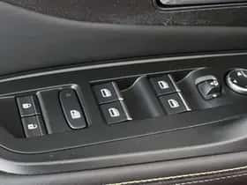 Peugeot 308 (2022) thumbnail 36