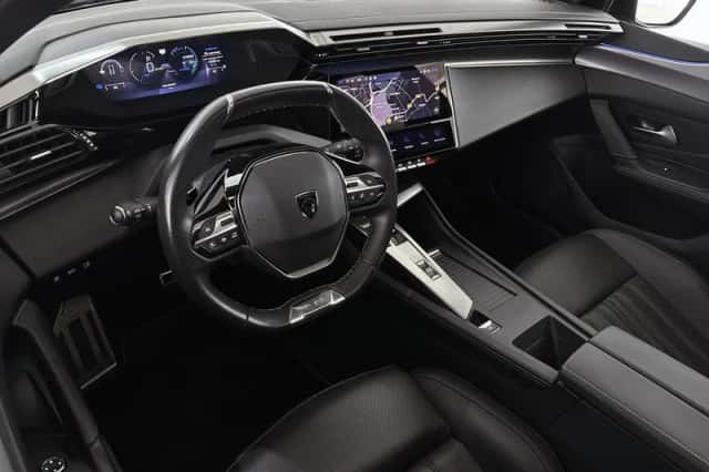 Peugeot 308 (2022) thumbnail 5