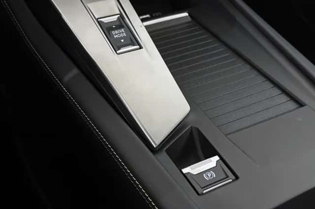 Peugeot 308 (2022) thumbnail 44