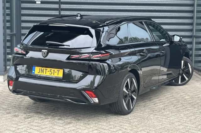 Peugeot e-308 (2025) thumbnail 3