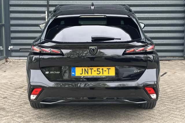Peugeot e-308 (2025) thumbnail 6
