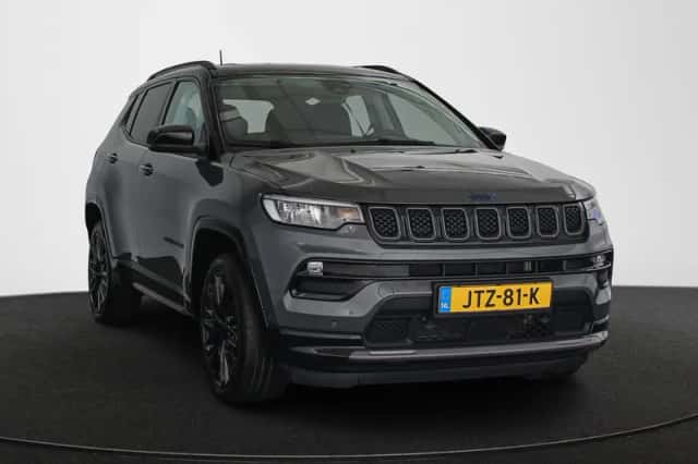 Jeep Compass (2023) thumbnail 2