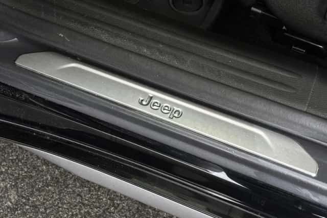 Jeep Compass (2023) thumbnail 17