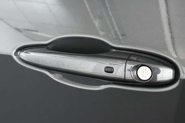 Jeep Compass (2023) thumbnail 19
