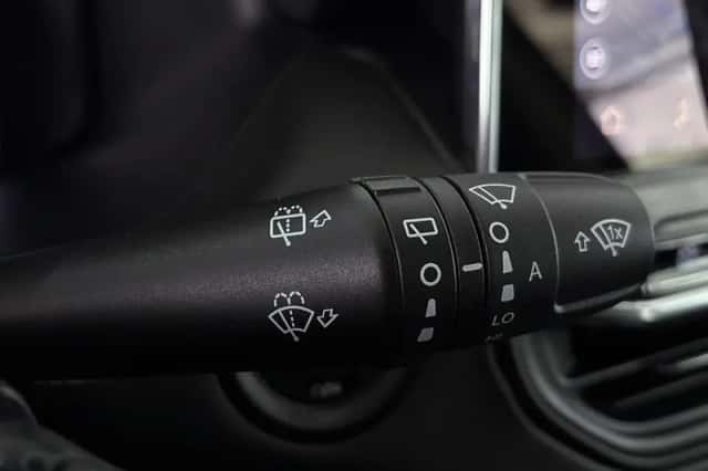 Jeep Compass (2023) thumbnail 39
