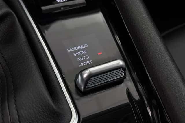 Jeep Compass (2023) thumbnail 40