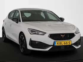 CUPRA Leon (2022) thumbnail 2