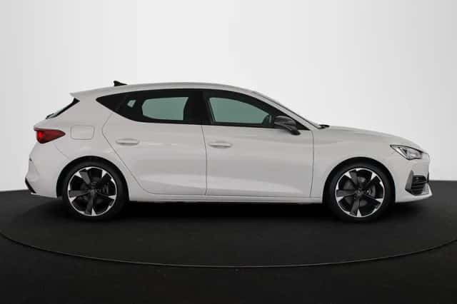 CUPRA Leon (2022) thumbnail 32