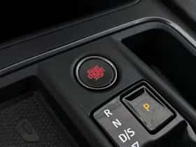 CUPRA Leon (2022) thumbnail 42