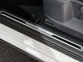 Volkswagen Tiguan (2022) thumbnail 19