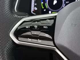 Volkswagen Tiguan (2022) thumbnail 31