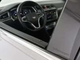 Volkswagen Tiguan (2022) thumbnail 37