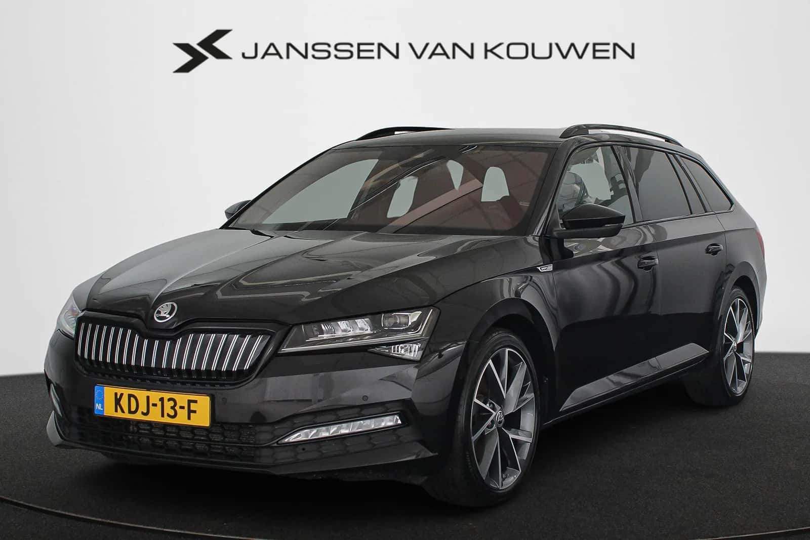Škoda Superb (2022) — foto 1