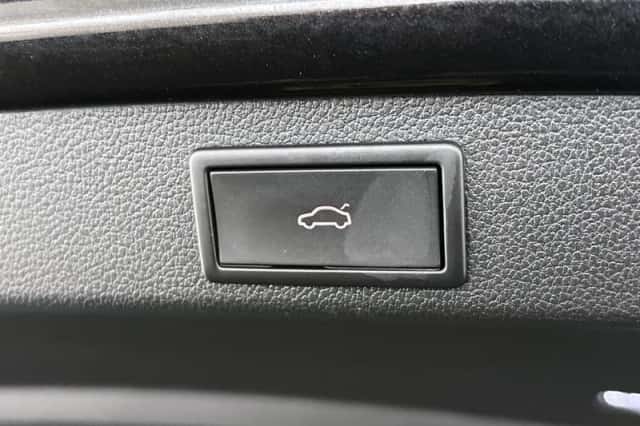 Škoda Superb (2022) thumbnail 11