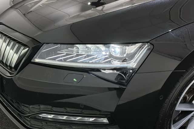 Škoda Superb (2022) thumbnail 22