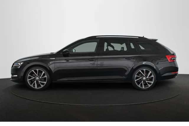 Škoda Superb (2022) thumbnail 36