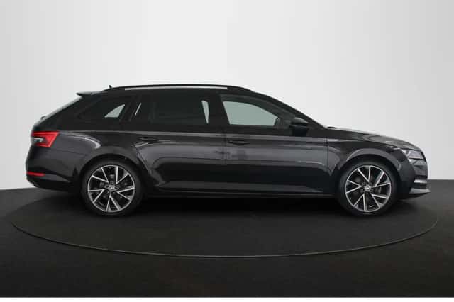 Škoda Superb (2022) thumbnail 37