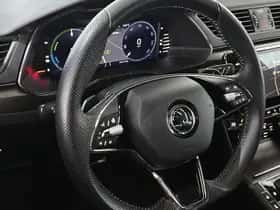 Škoda Superb (2022) thumbnail 38