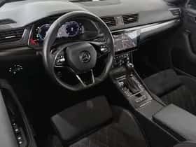 Škoda Superb (2022) thumbnail 5