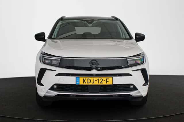 Opel Grandland (2022) thumbnail 15