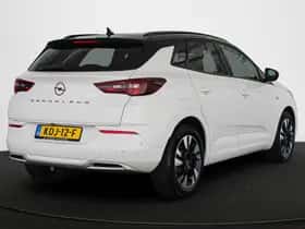 Opel Grandland (2022) thumbnail 3