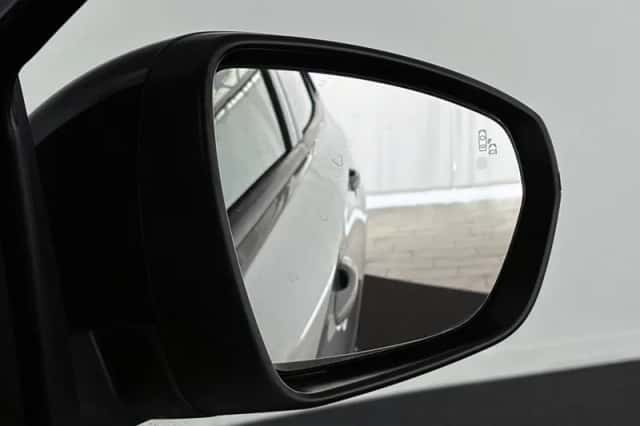 Opel Grandland (2022) thumbnail 29
