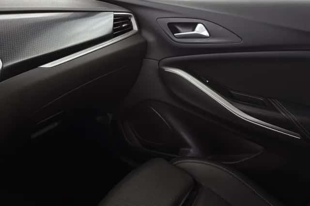Opel Grandland (2022) thumbnail 44