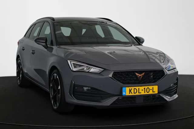 CUPRA Leon Sportstourer (2022) thumbnail 2