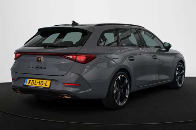 CUPRA Leon Sportstourer (2022) thumbnail 3