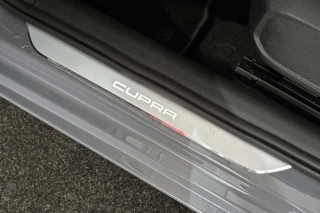 CUPRA Leon Sportstourer (2022) thumbnail 24