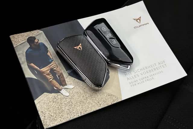 CUPRA Leon Sportstourer (2022) thumbnail 28