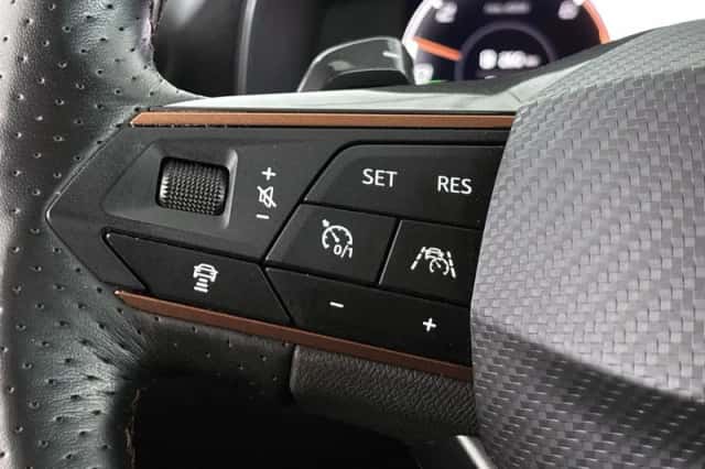 CUPRA Leon Sportstourer (2022) thumbnail 29