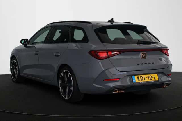 CUPRA Leon Sportstourer (2022) thumbnail 4