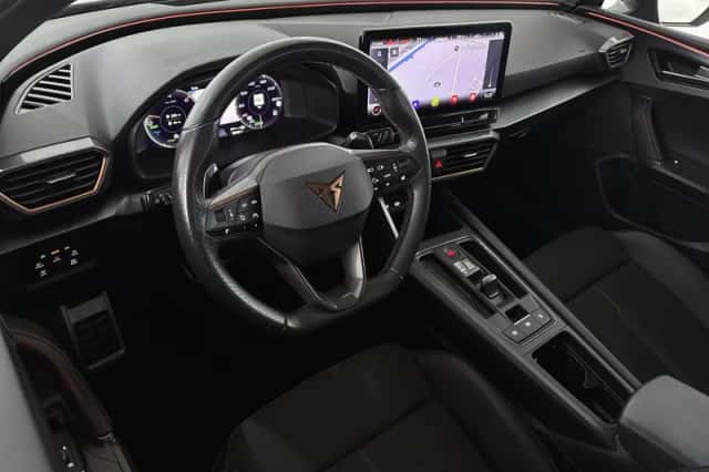CUPRA Leon Sportstourer (2022) thumbnail 5