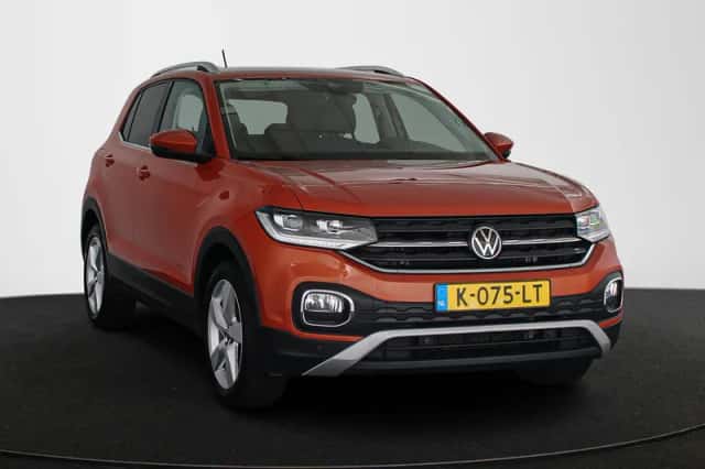 Volkswagen T-Cross (2021) thumbnail 2