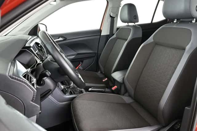 Volkswagen T-Cross (2021) thumbnail 6