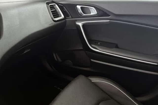 Kia XCeed (2021) thumbnail 45