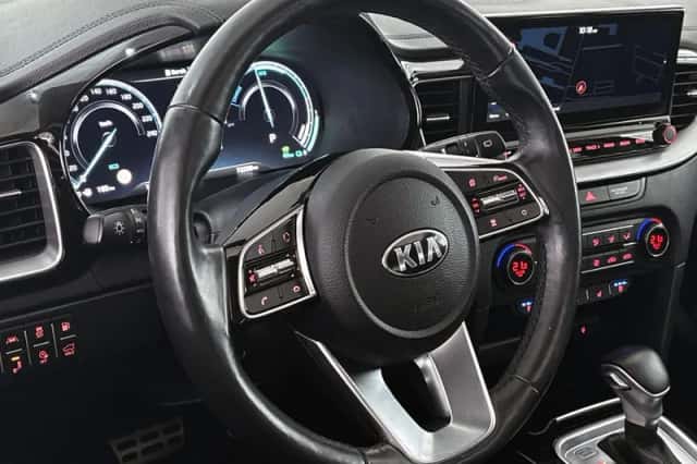 Kia XCeed (2021) thumbnail 10