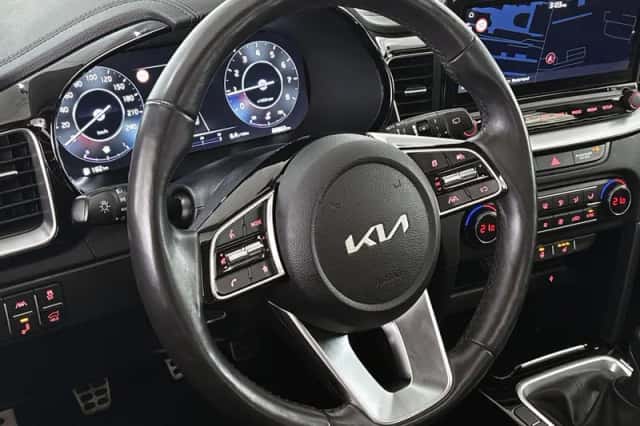 Kia Ceed Sportswagon (2024) thumbnail 12