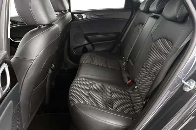 Kia Ceed Sportswagon (2024) thumbnail 9